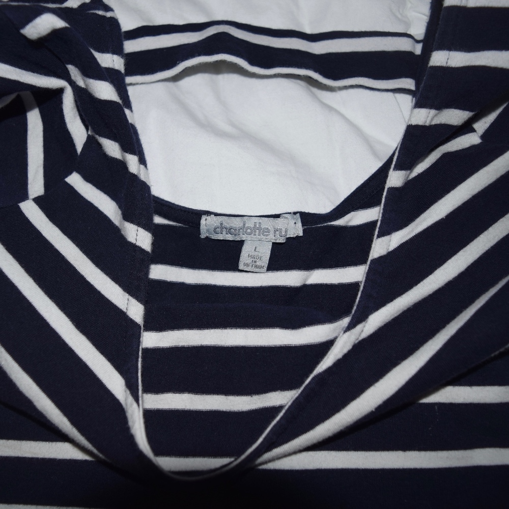 Charlotte Russe Navy Striped But Out Crop Top - Picture 5 of 5